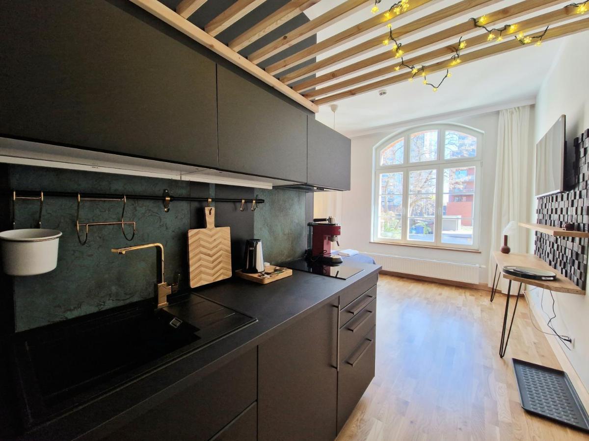 Live & Travel Apartments Waterlane Vintage Гданськ Екстер'єр фото